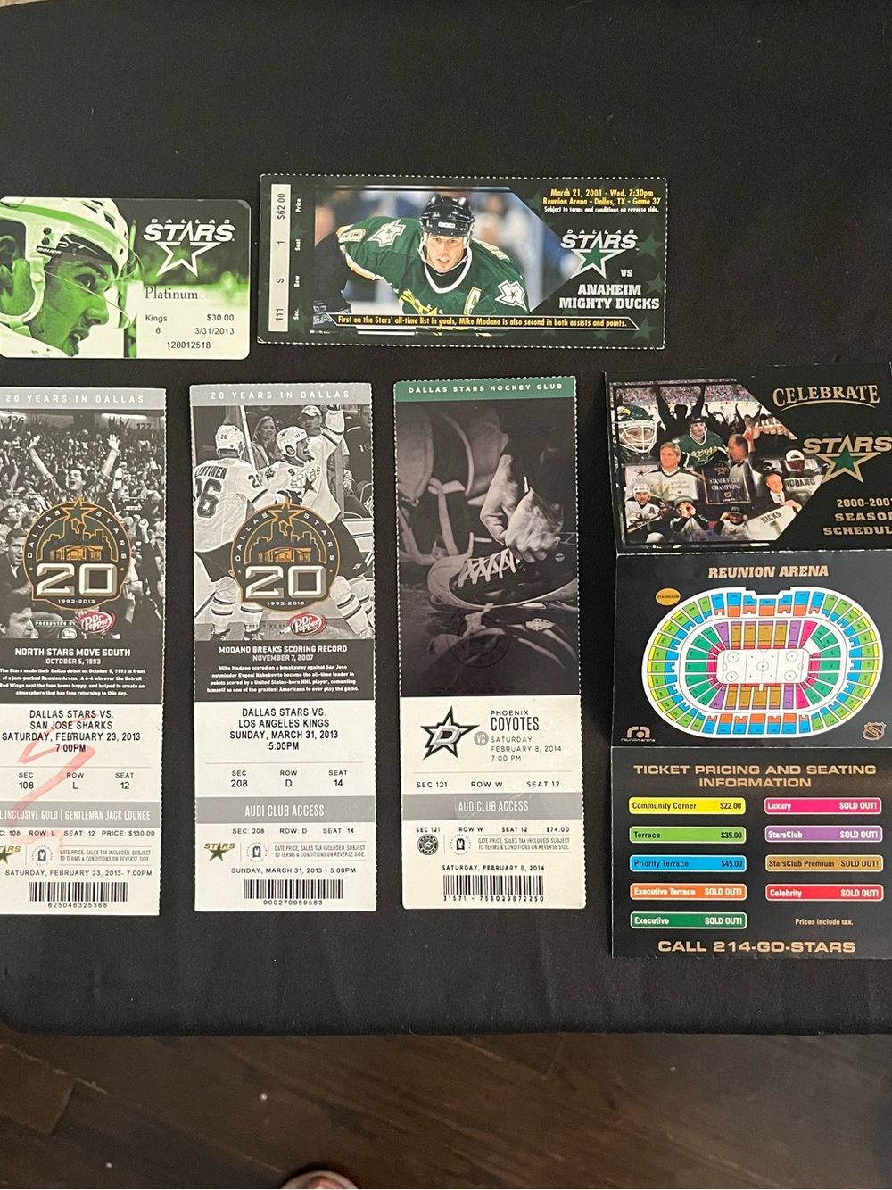 2001, 2013 and 2014 Dallas Stars Memorabilia